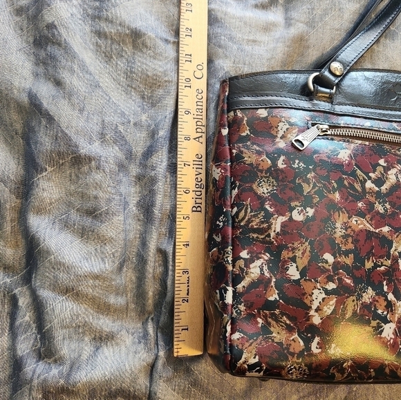 Patricia Nash Scarlet Bloom Leather Tote - Picture 11 of 16